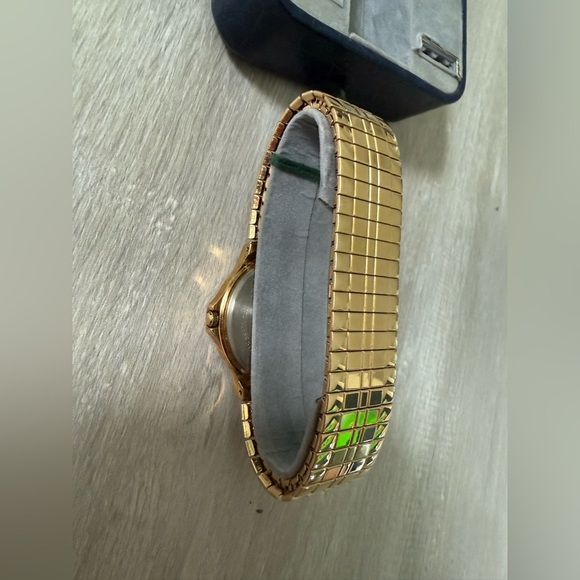 Vintage Oscar De La Renta Men’s Watch Needs Battery - Picture 6 of 8